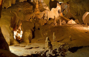 amboni caves