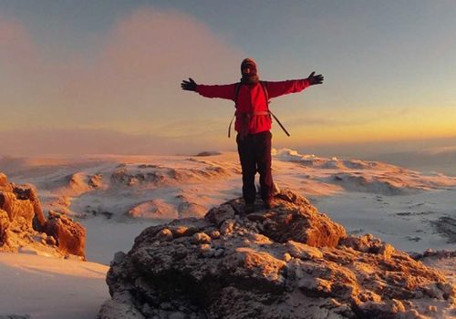 vaccination-to-climb-Kililmanjaro